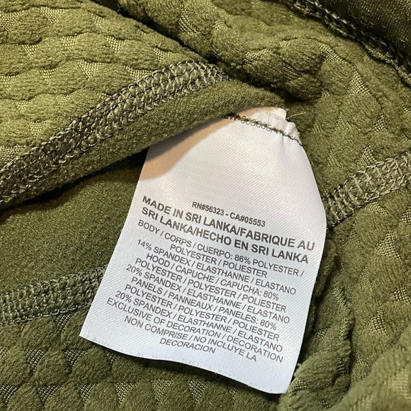 Nike Pro Women’s Army Green Hyperwarm Training Long Sleeve Hoodie Top Size L - Picture 11 of 15